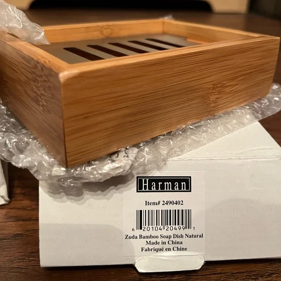 Bathroom set - Picture 4 of 7